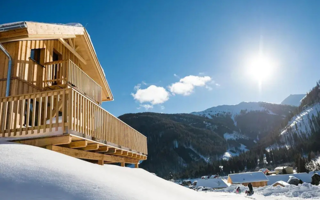Luxury Retreat With Relaxing Bubble Bath