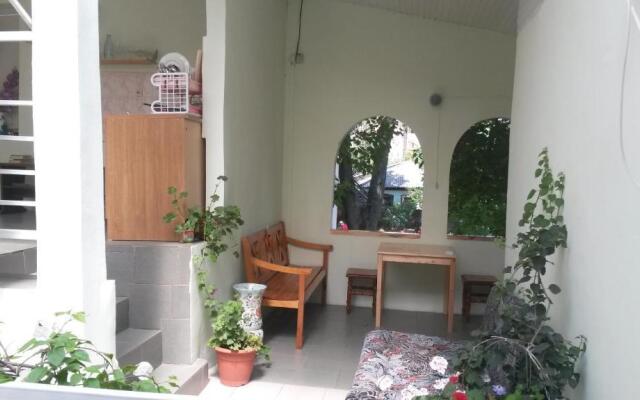 Lidiya Guest House
