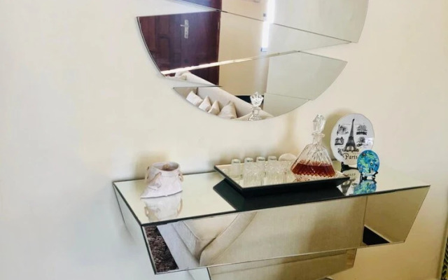 Kisasa Home