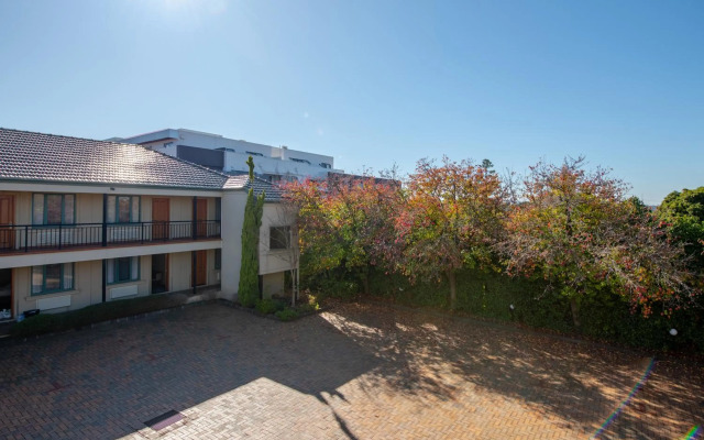 Gateway on Monash Boutique Hotel