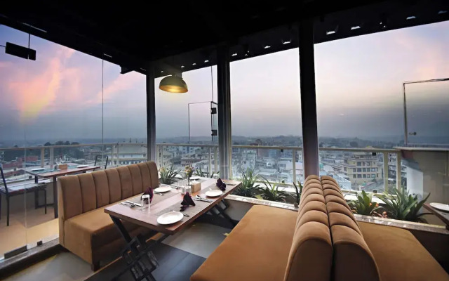 Hotel Sherpani