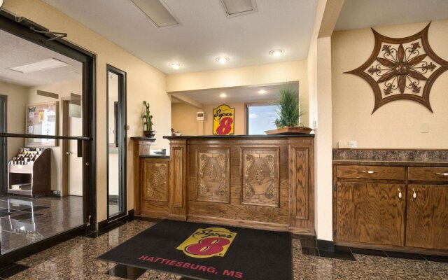 Super 8 Hattiesburg North