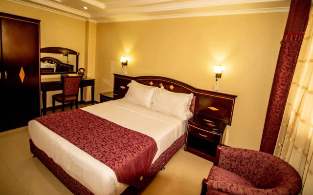 Urban Rose Hotel and Apartment