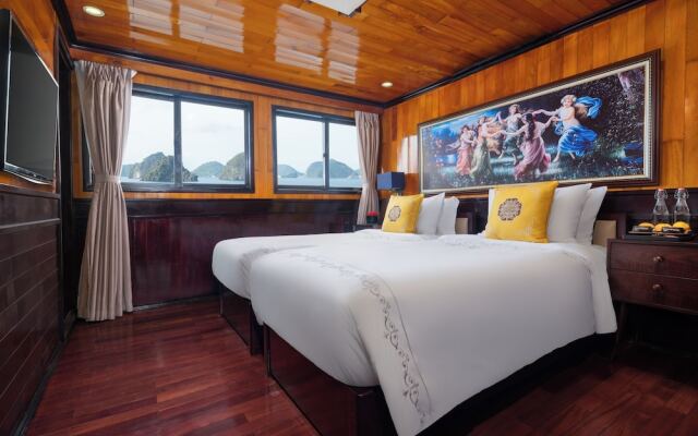 Hera Classic Boutique Cruises