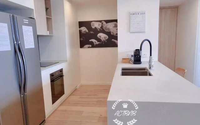 All Heart & Sol - 2bd 1bth Apt steps from the CBD