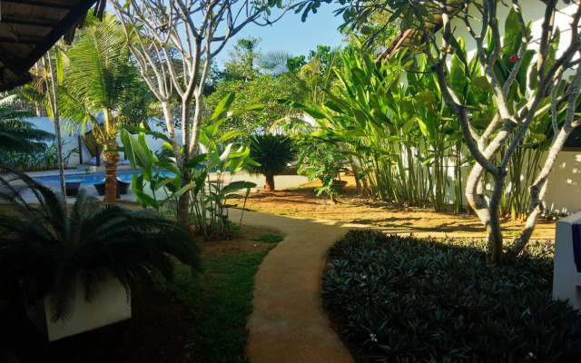 Villa Kalachuchi B&B