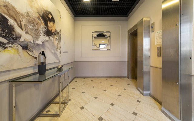 Deluxe Zhk Metropol 16 Flat