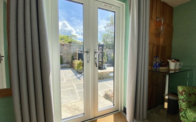 Brightham House Boutique Bed & Breakfast