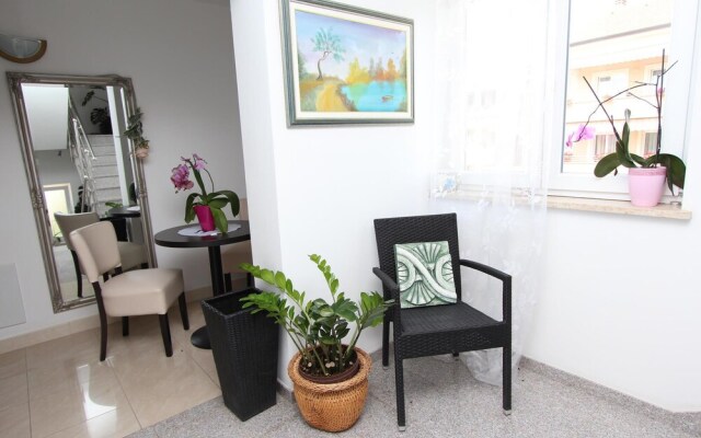 Apartments Ulika