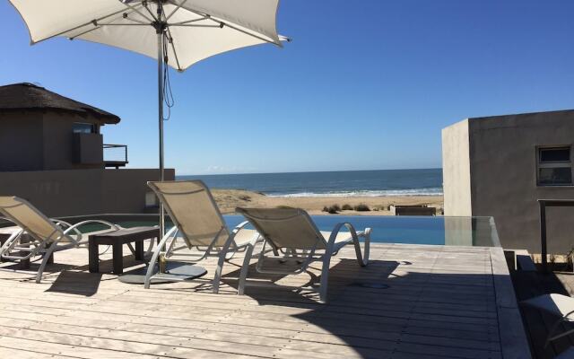 MarAdentro Aparts & Suites