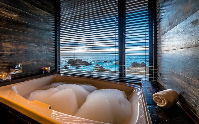 Radisson Blu Acqua Hotel & Spa Concon