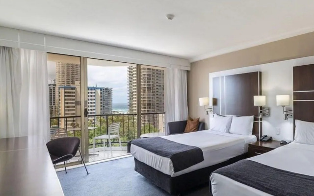 L5 Surfers Paradise Apartment
