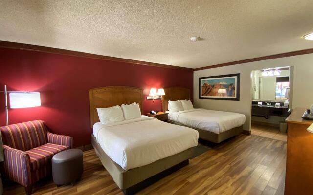 Best Western Plus Greenwell Inn