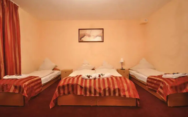 Willa Za Wodą. Garalowska-Gil M.