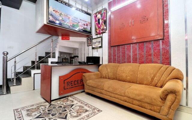 Oyo 22981 Hotel Temple Tower