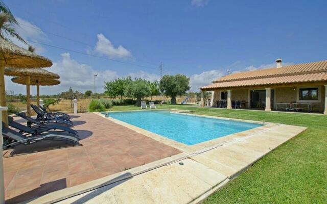Villa Mediterranea for 10 , new luxury Villa .