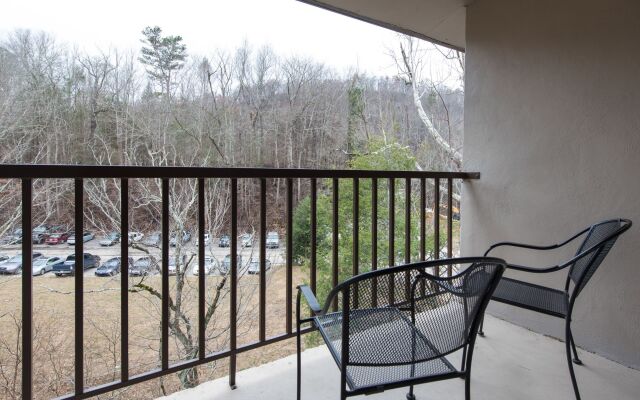 Sidney James Mountain Lodge