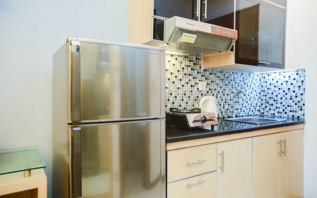 Simply Studio Maple Park Apartment with City View