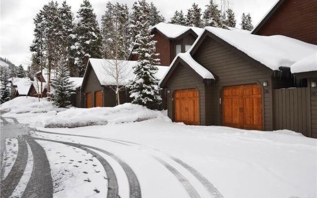 Village Point Townhomes Unit 106 by RedAwning