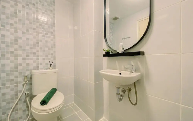 Homey And Restful Studio At Tokyo Riverside Pik 2 Apartment