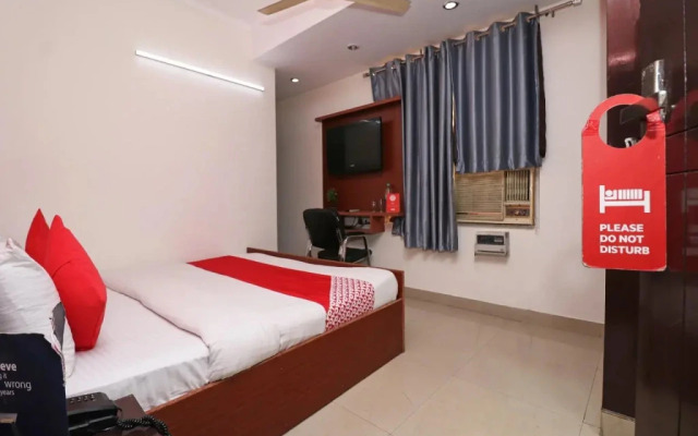 Kehar Palace by OYO Rooms