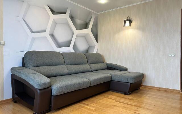 ИзиРент на улице Аэродромная д. 72а