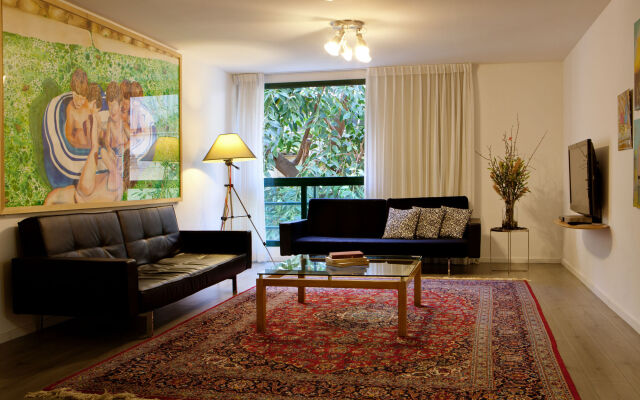 The Diaghilev - Live Art Boutique Hotel