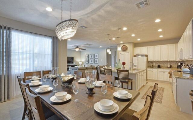 Sonoma - 6 Bedroom Pool - 1856SN Home by RedAwning