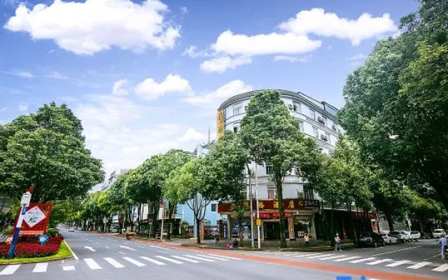 Huiteng Hotel