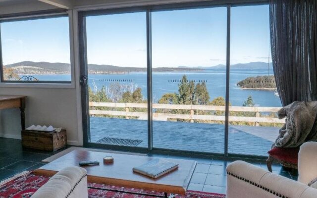 Bruny Vista Cabin