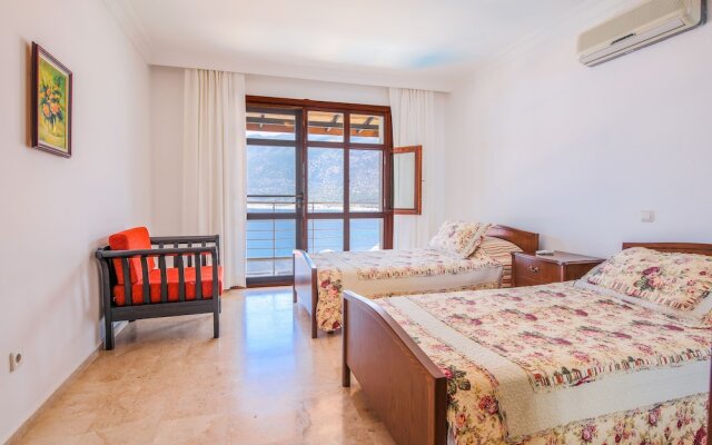 Villa Sahin 2 Triplex