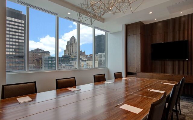 Hampton Inn by Hilton Montreal Downtown
