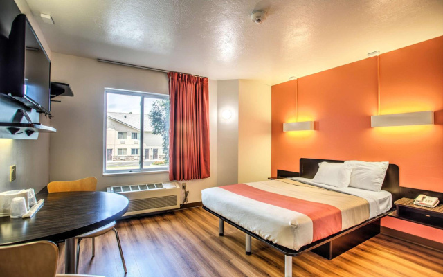 Motel 6 Bozeman, MT