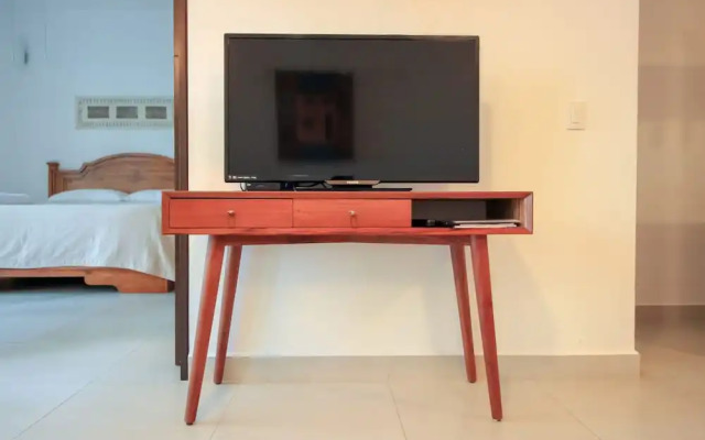 Amazing Family 2BR Ground Floor Condo with Terrace