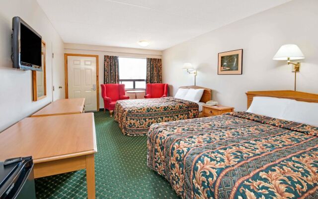 Knights Inn Midland, ON