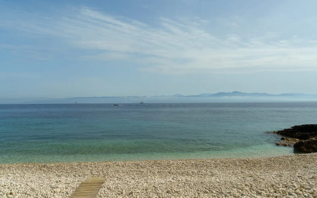 Anassa Mare