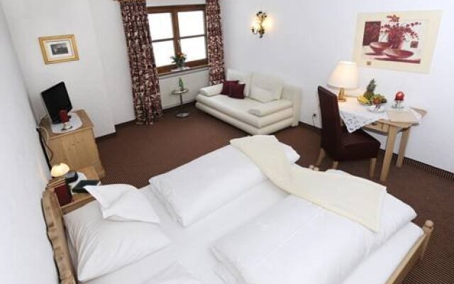 Hotel-Pension Almrausch