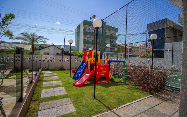 115D - Excelente 2 quartos em Bombas