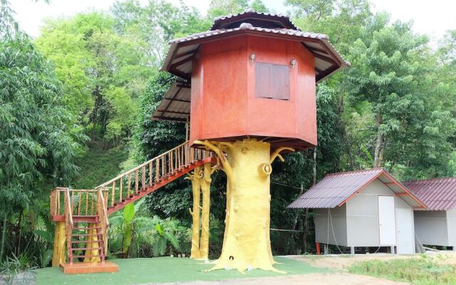 Baan Klang Nam Resort