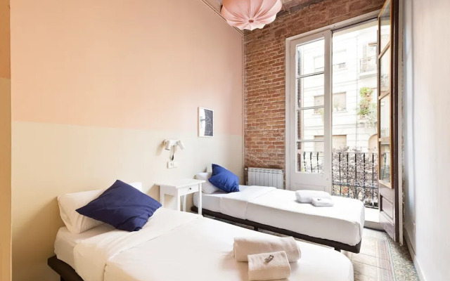 Moianes Apartment by Olala Homes