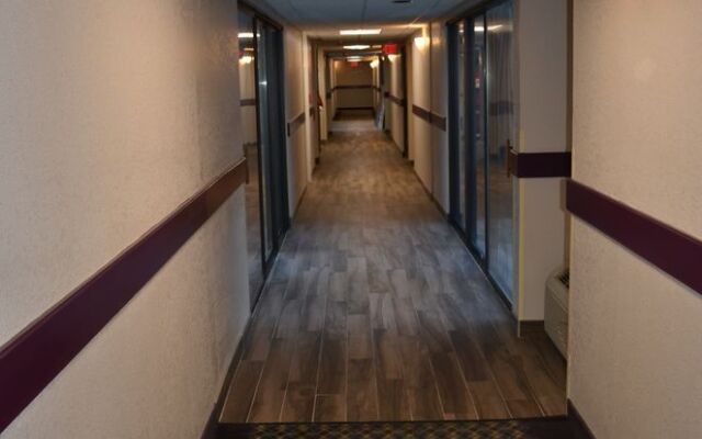 Days Inn Southern Hills/ORU