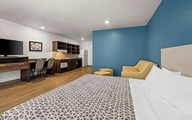 Woodspring Suites Loves Park Rockford