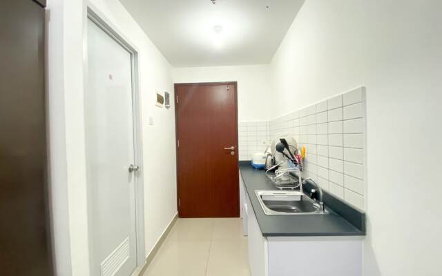 Restful And Tidy Studio Sayana Bekasi Apartment