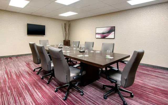 Courtyard by Marriott Savannah Midtown