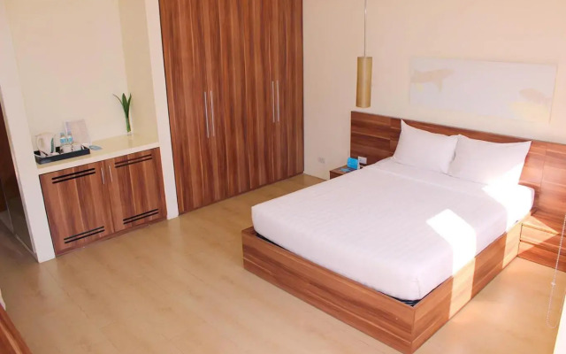 Pico Sands Hotel