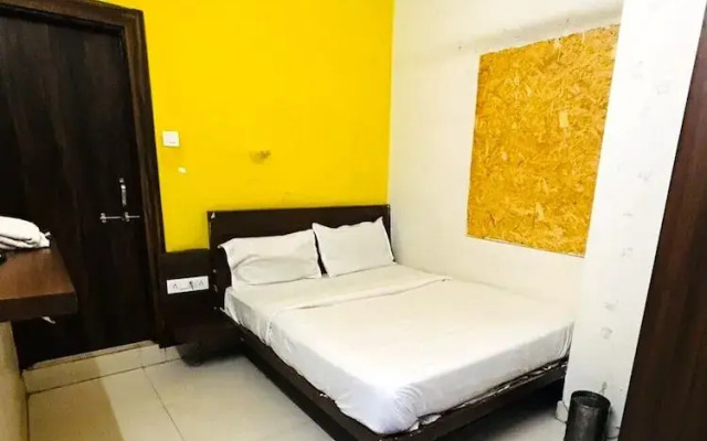 Oyo 22475 Jalsa Guest House