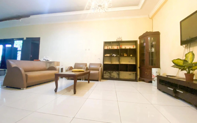 Surabaya Homey near RKZ (Syariah)