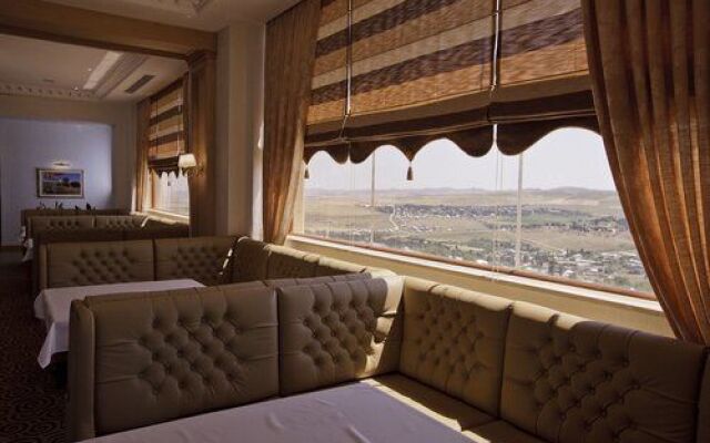 Shirvan Hotel & SPA