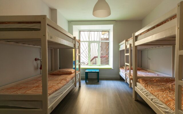 Meeting Place на Пестеля