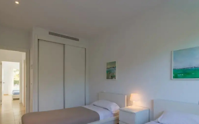 Mar 1 Family Villa Near Beach